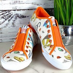 Coach Rare Vintage Size 9 White Beach Vacation Sneakers Slip On Tennis Shoes HTF